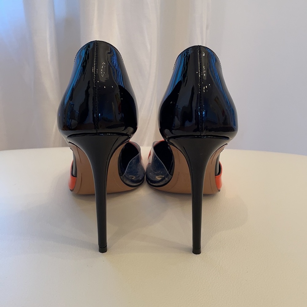 Shoes - Picture 5 of 8